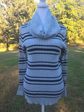 LEI Grey & Black Striped Ribbed Cowl Neck Sweater XL (Juniors)